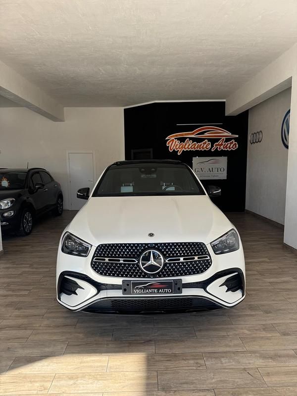 Usata Mercedes GLE300 AMG Line Premium Plus 269 CV (197 kW) 2024 Bianco Coupé