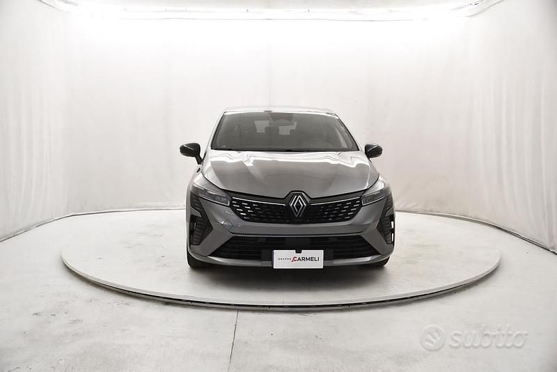 Usata Renault Clio V Techno 91 CV (66 kW) 2025 Grigio Berlina