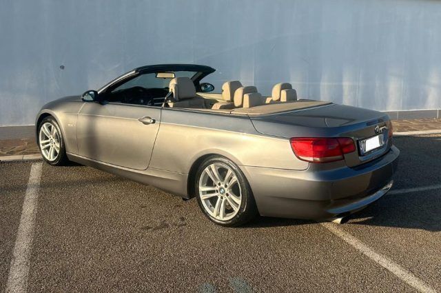 Usata BMW 320 Cabriolet 170 CV (125 kW) 2008 Grigio scuro Cabrio