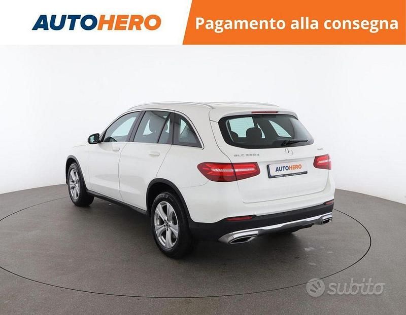 Usata Mercedes GLC220 170 CV (125 kW) 2018 Grigio SUV