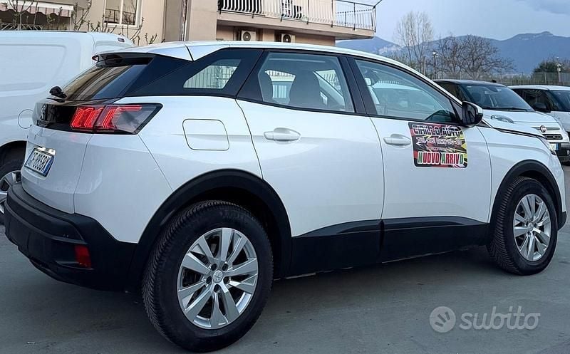 Usata Peugeot 3008 130 CV (95 kW) 2021 Bianco SUV