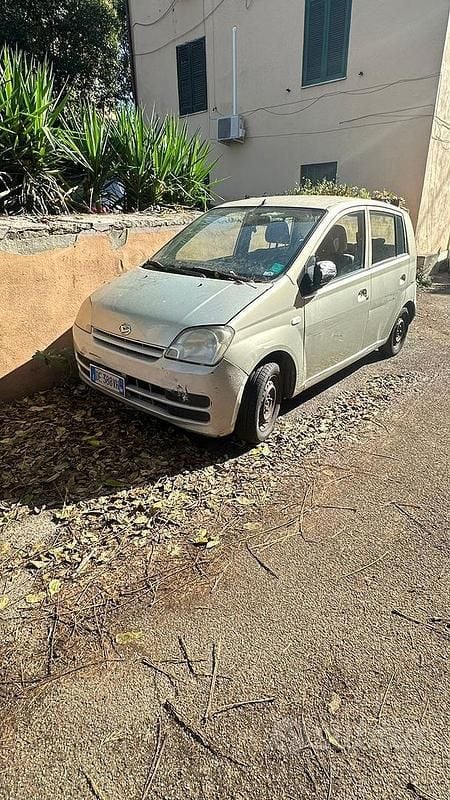 Giallo Usata 2007 Daihatsu Cuore Due volumi | 500 € - Immagine 1/4