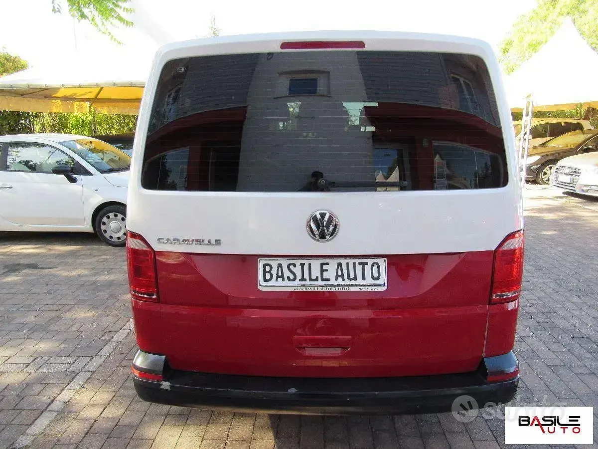 Usata VW Caravelle 150 CV (110 kW) 2018 Bianco Furgone