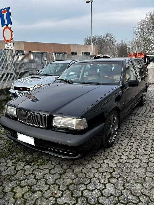 Usata Volvo 850 1994 Nero Station wagon