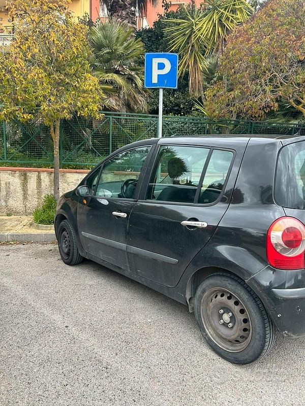 Usata Renault Modus 63 CV (46 kW) 2005 Monovolume