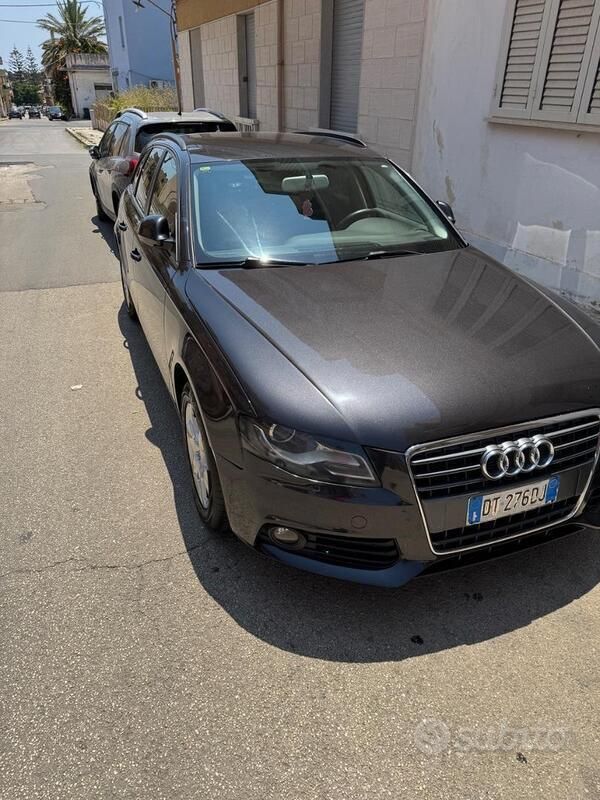 Usata Audi A4 120 CV (88 kW) 2008 Nero Station wagon