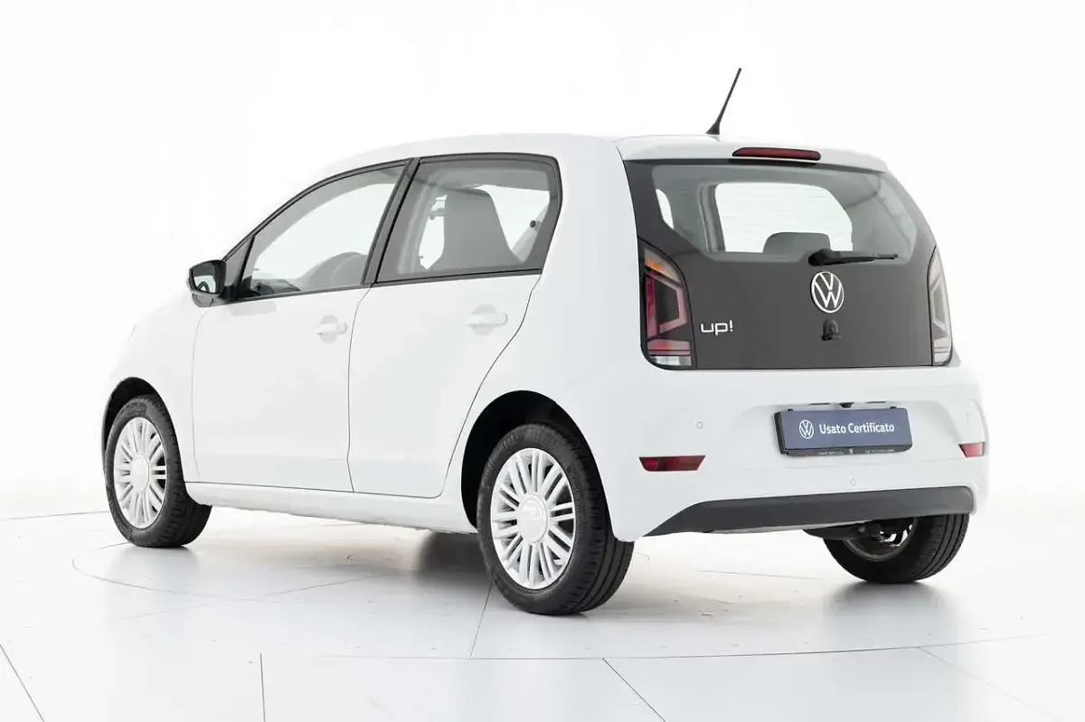 Usata VW up! move up! 65 CV (47 kW) 2023 Bianco Utilitaria