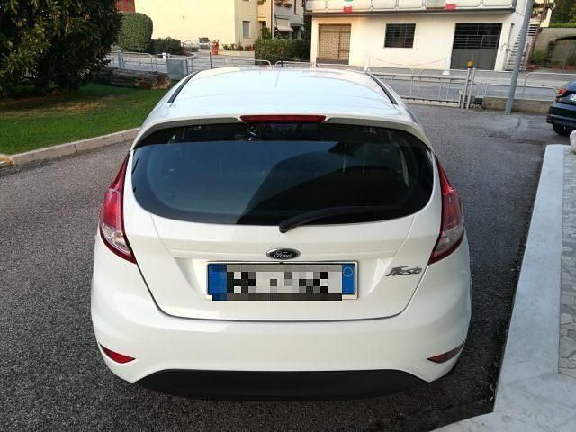 Usado Ford Fiesta 75 HP (55 kW) 2016 Branco Citadino