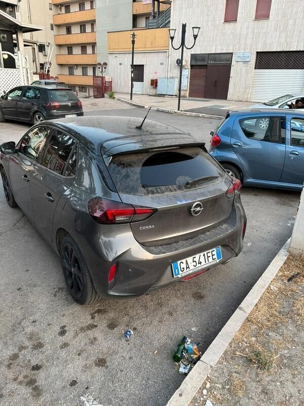Usata Opel Corsa GS Line 102 CV (75 kW) 2020 Grigio Utilitaria