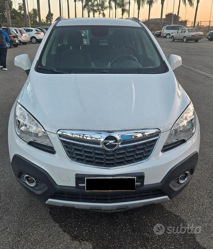 Usata Opel Mokka Cosmo 140 CV (102 kW) 2014 Bianco SUV