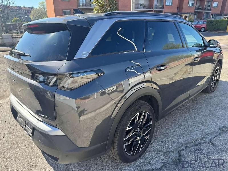 Usata Peugeot 5008 Allure 145 CV (106 kW) 2025 Grigio SUV