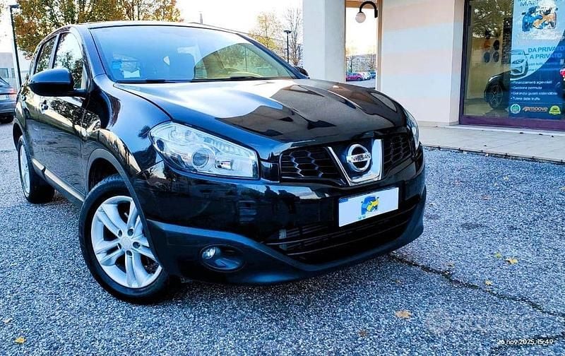 Usata Nissan Qashqai N-TEC 150 CV (110 kW) 2011 Nero SUV