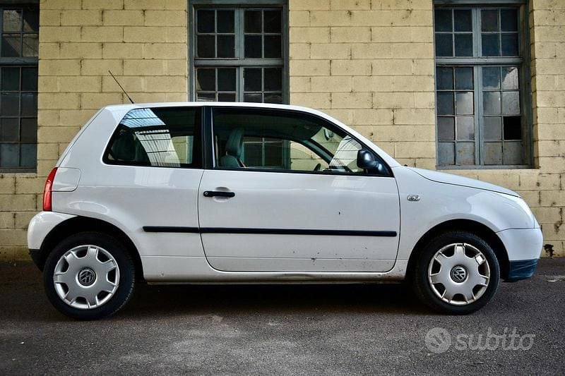 Usata VW Lupo 50 CV (36 kW) 2001 Bianco Utilitaria
