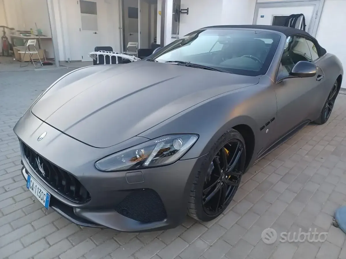 Usata Maserati GranCabrio 460 CV (338 kW) 2020 Grigio Cabrio