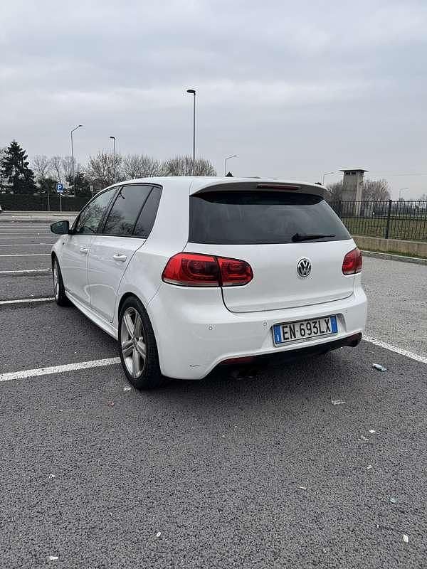 Usata VW Golf VII Highline 140 CV (102 kW) 2012 Berlina