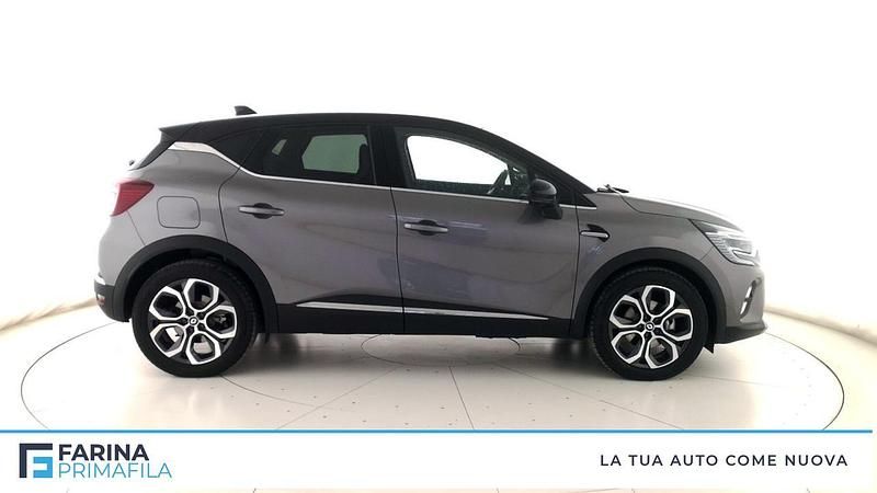 Usata Renault Captur Intens 92 CV (67 kW) 2021 Grigio SUV