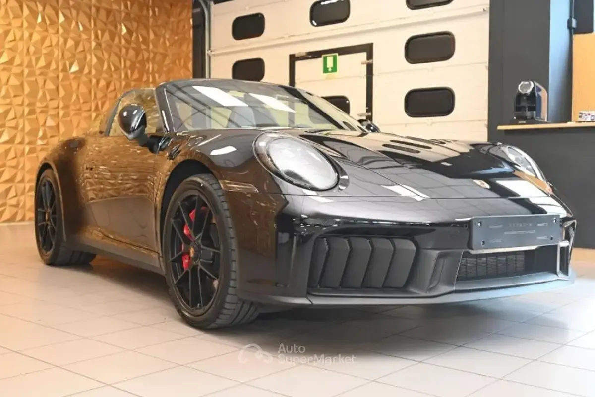 Usata Porsche 911 Chrono 541 CV (397 kW) 2026 Nero Cabrio