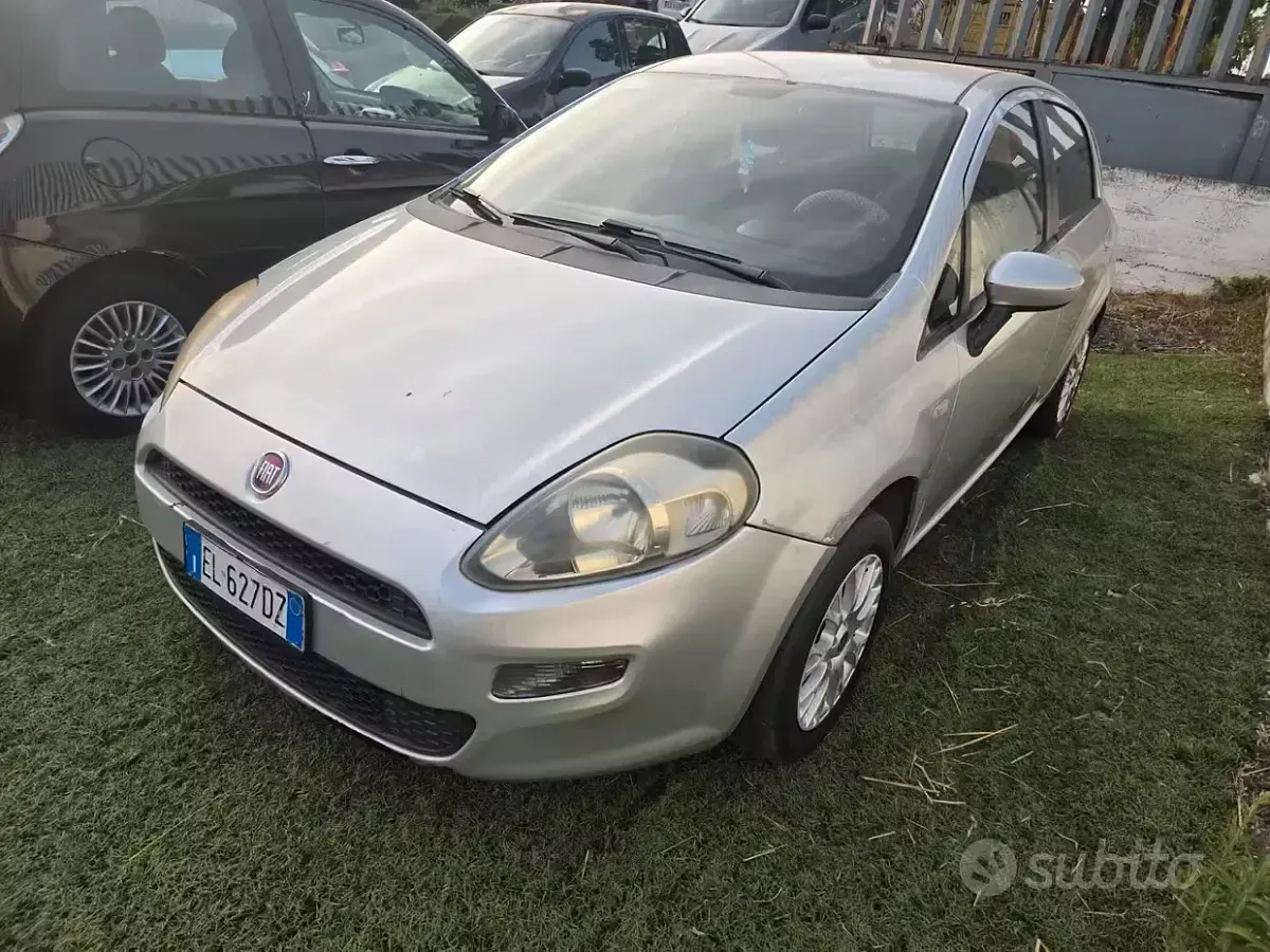 Usata Fiat Punto Evo S 77 CV (56 kW) 2012 Argento Utilitaria