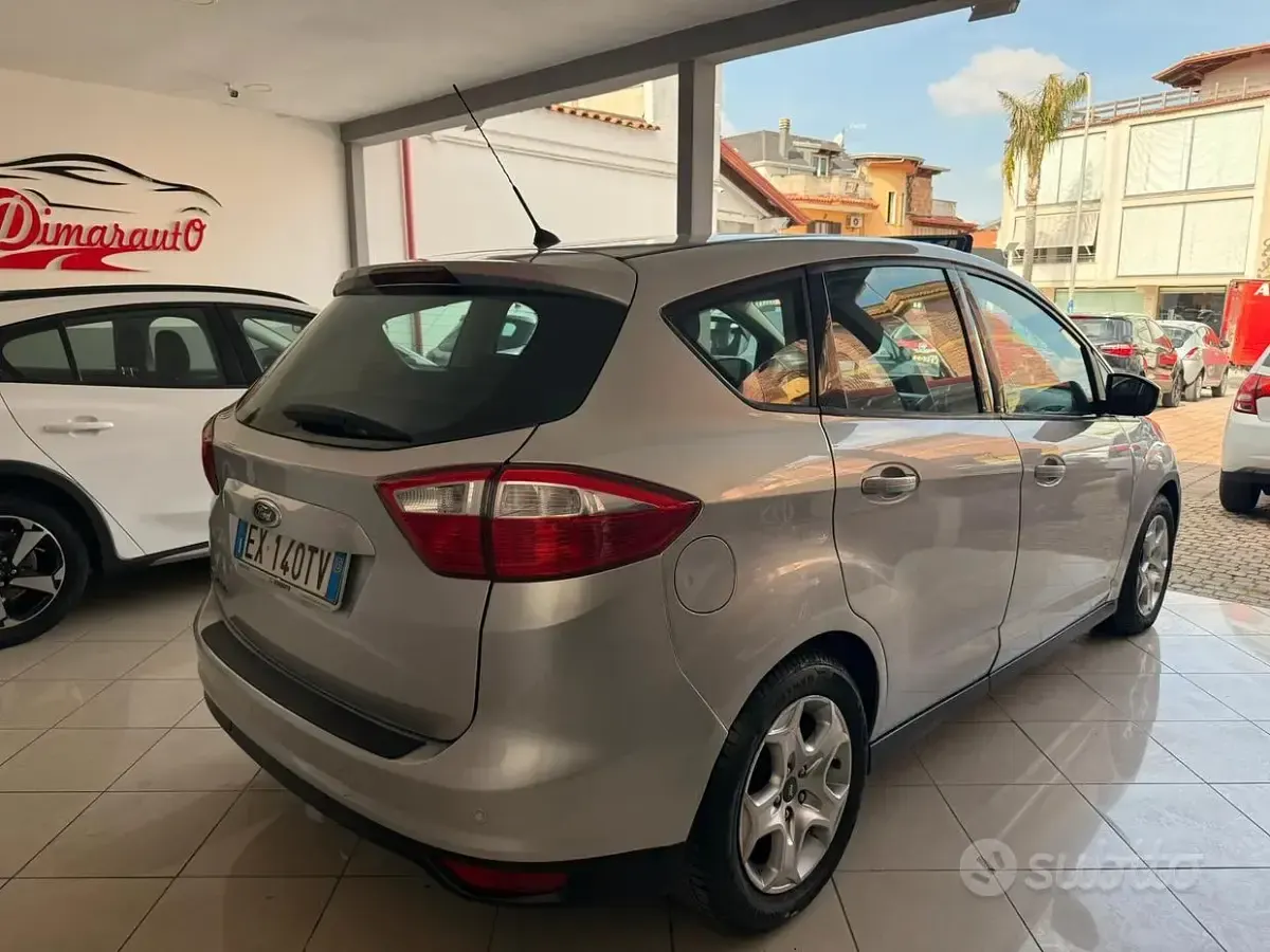 Usata Ford C-MAX 115 CV (84 kW) 2015 Grigio Monovolume