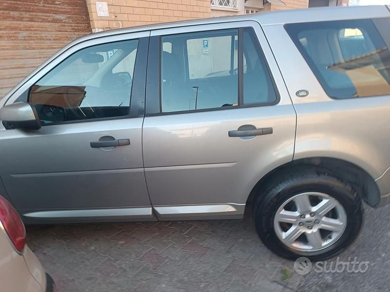 Usata Land Rover Freelander 2 2012 Grigio SUV