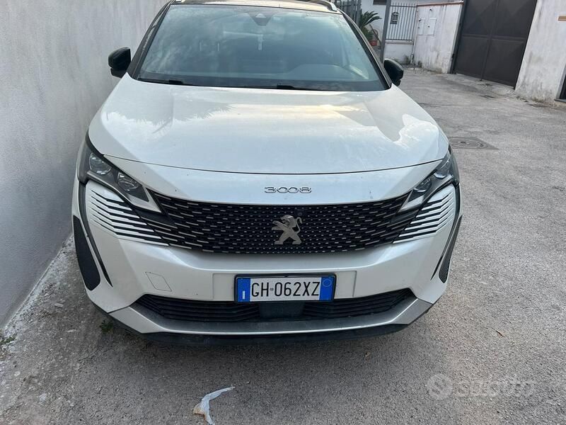 Usata Peugeot 3008 2022 Bianco SUV