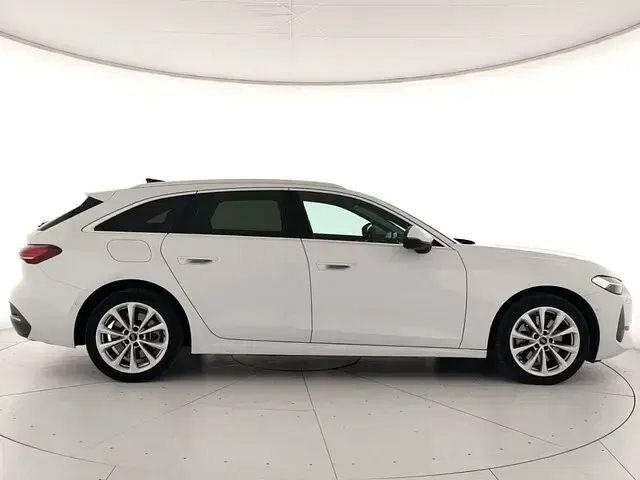 Usata Audi A5 Advanced Plus 204 CV (150 kW) 2025 Bianco Station wagon