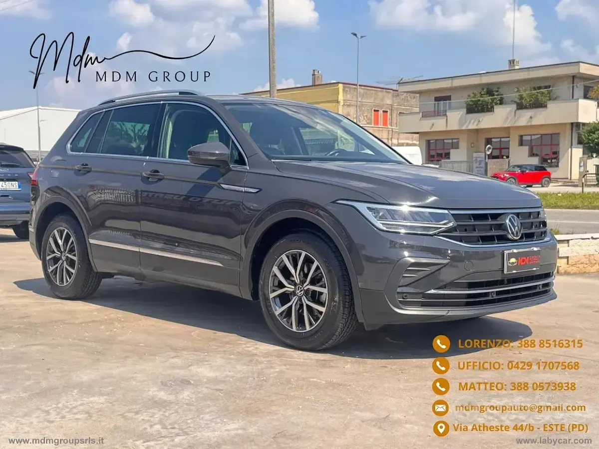 Usata VW Tiguan Life 131 CV (96 kW) 2023 Grigio SUV