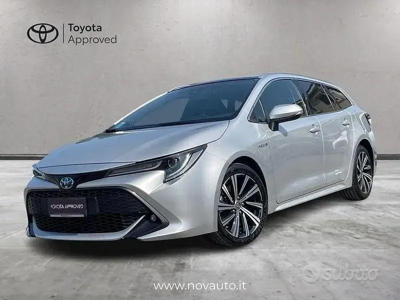Usata Toyota Corolla Style 184 CV (135 kW) 2020 Grigio Station wagon