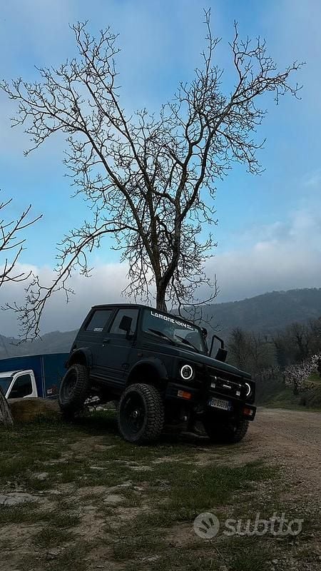 Usata Suzuki Samurai 63 CV (46 kW) 1999 Nero SUV