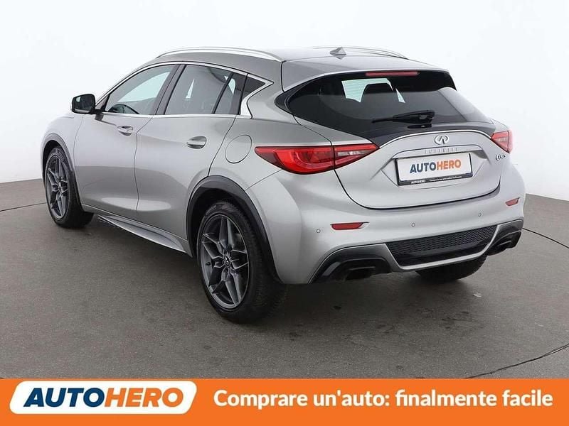 Usata Infiniti Q30 Sport Tech 110 CV (80 kW) 2017 Grigio SUV