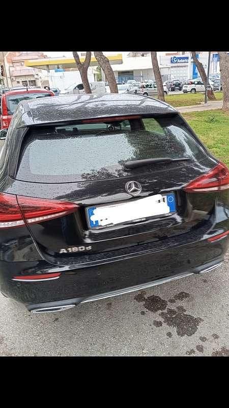Usata Mercedes A180 Business 116 CV (85 kW) 2021 Nero Berlina