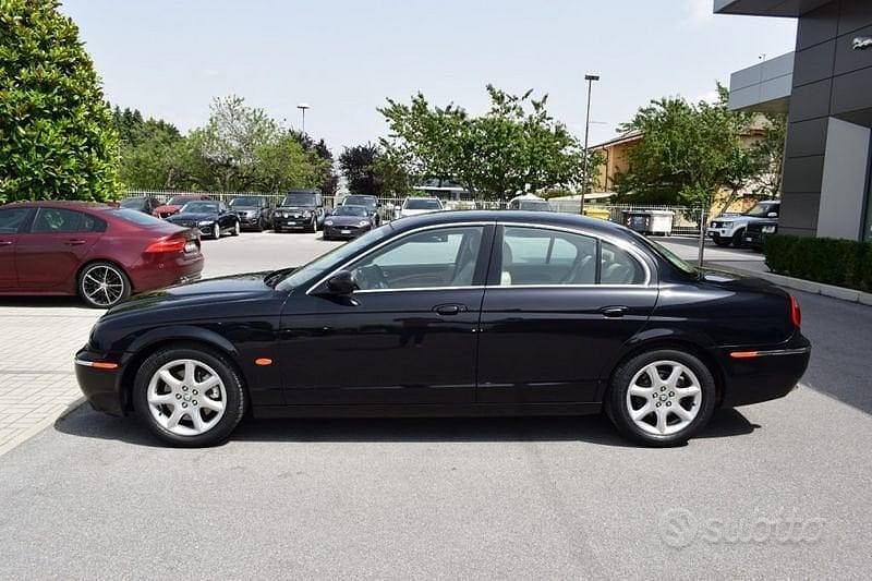 Occasion Jaguar S-Type Executive 207 ch (152 kW) 2005 Noir Berline