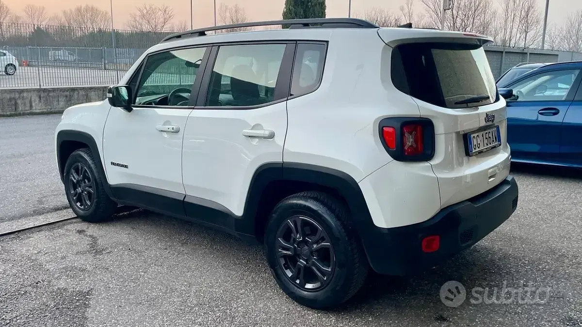 Usata Jeep Renegade Longitude 131 CV (96 kW) 2021 Bianco SUV
