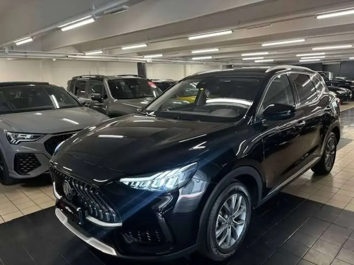 Usata MG HS Luxury 162 CV (119 kW) 2024 Nero SUV