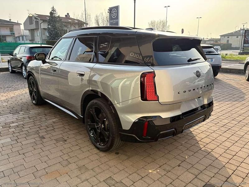 Usata Mini John Cooper Works Countryman 156 CV (114 kW) 2025 Grigio SUV