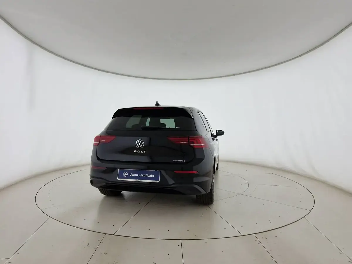 Nuova VW Golf VIII Edition 204 CV (150 kW) 2026 Grenadill black metallizzato Berlina