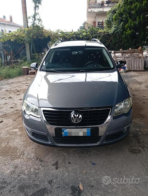 Grigio Usata 2008 VW Passat Due volumi | 3500 € - Immagine 1/4