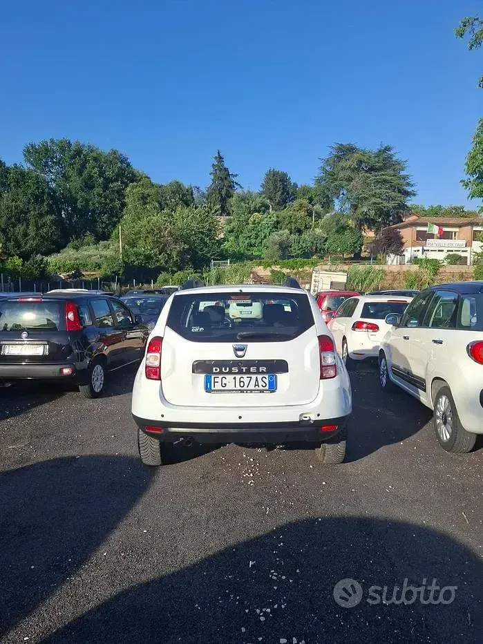 Usata Dacia Duster Lauréate 109 CV (80 kW) 2016 Bianco SUV