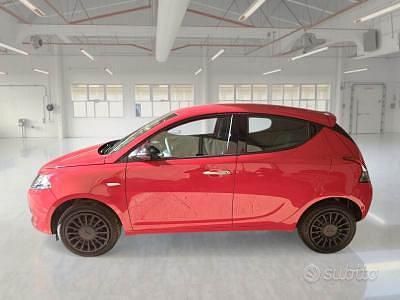 Usata Lancia Ypsilon Silver 70 CV (51 kW) 2022 Other Utilitaria