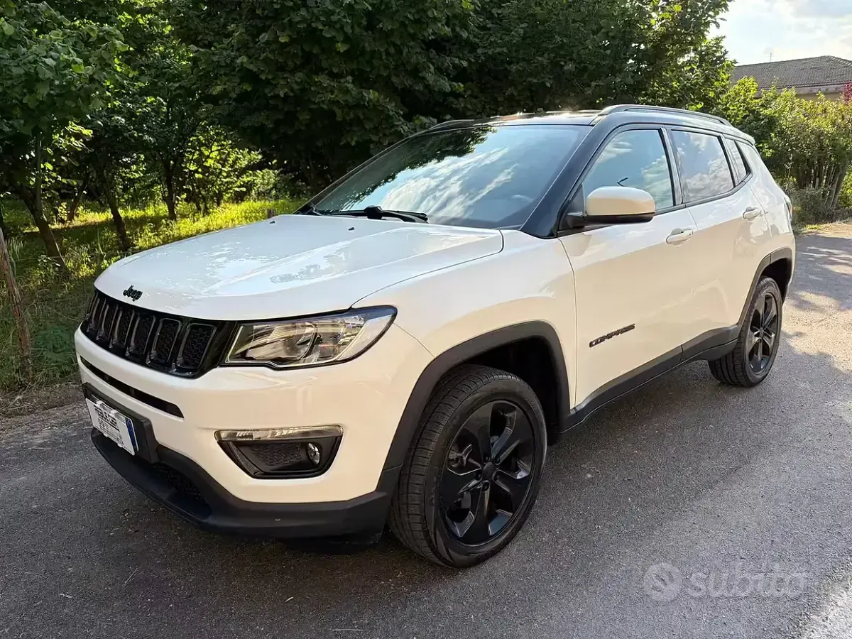 Usata Jeep Compass Night Eagle 140 CV (102 kW) 2018 Bianco SUV