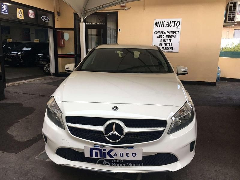 Usata Mercedes A180 Executive 109 CV (80 kW) 2017 Bianco Berlina