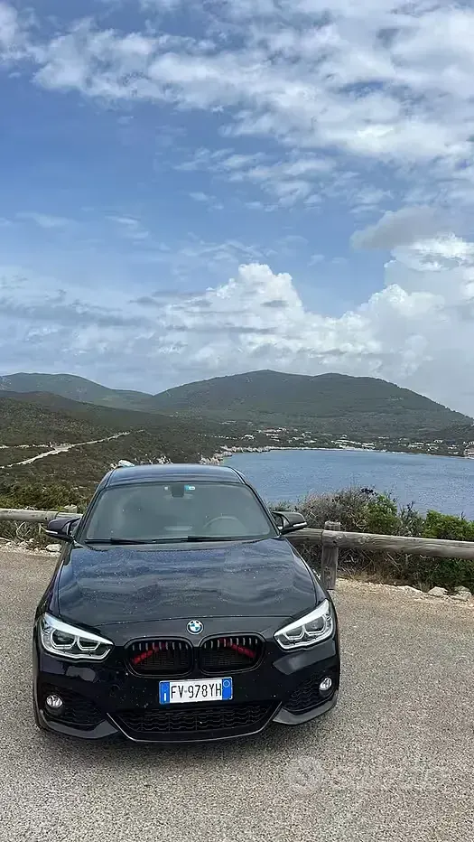 Usata BMW 118 Efficient Dynamics 150 CV (110 kW) 2019 Nero Berlina