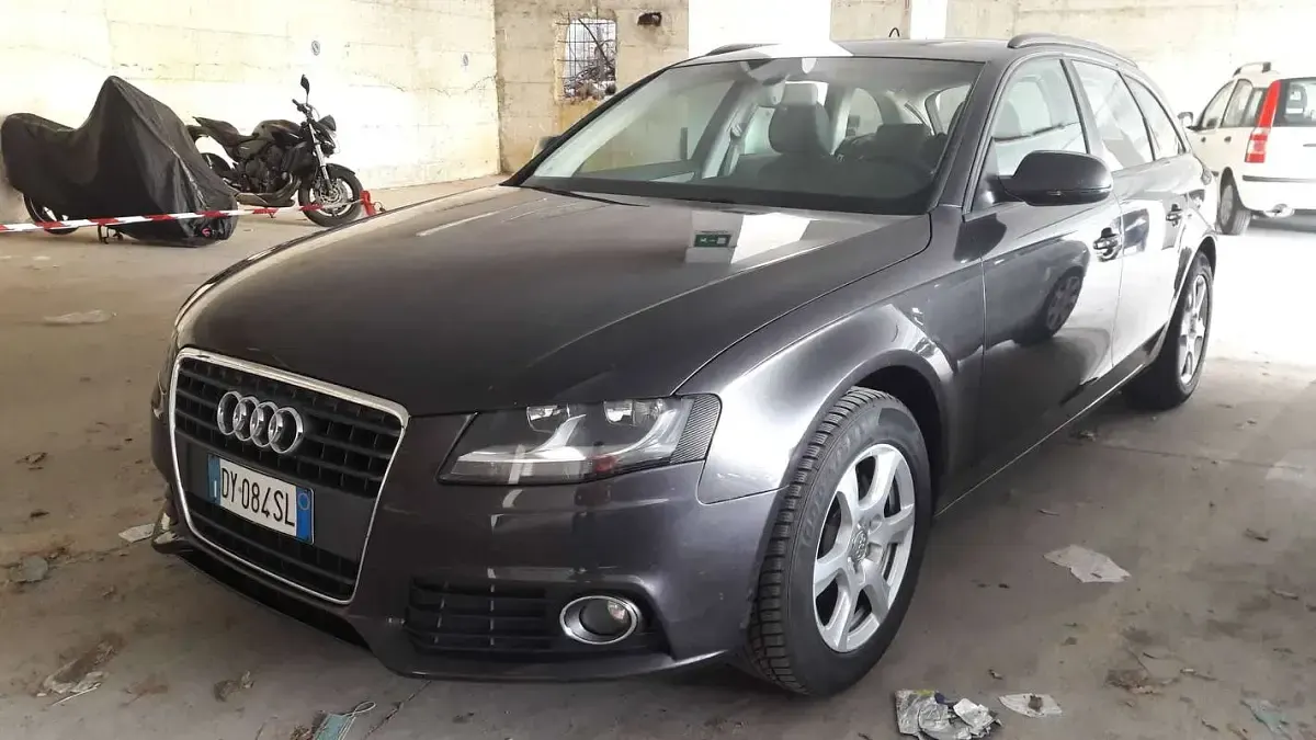 Usata Audi A4 120 CV (88 kW) 2009 Nero Station wagon