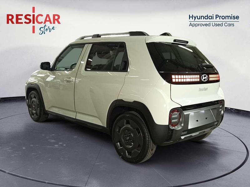 Nuova Hyundai Inster 27 kW (38 CV) 2026 Unbleached ivory Utilitaria
