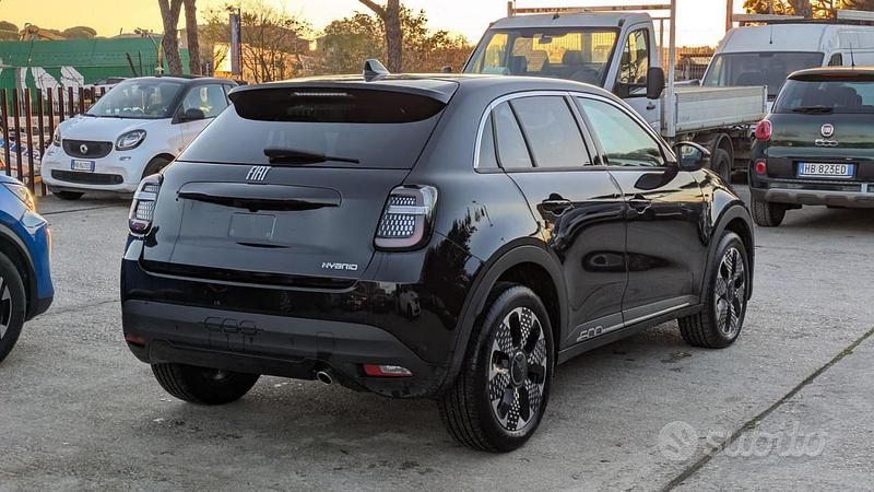 Occasion Fiat 600 La Prima 101 ch (74 kW) 2024 Noir Berline