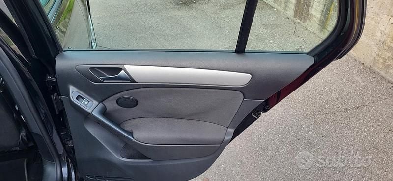 Usata VW Golf VI 2012 Nero Utilitaria