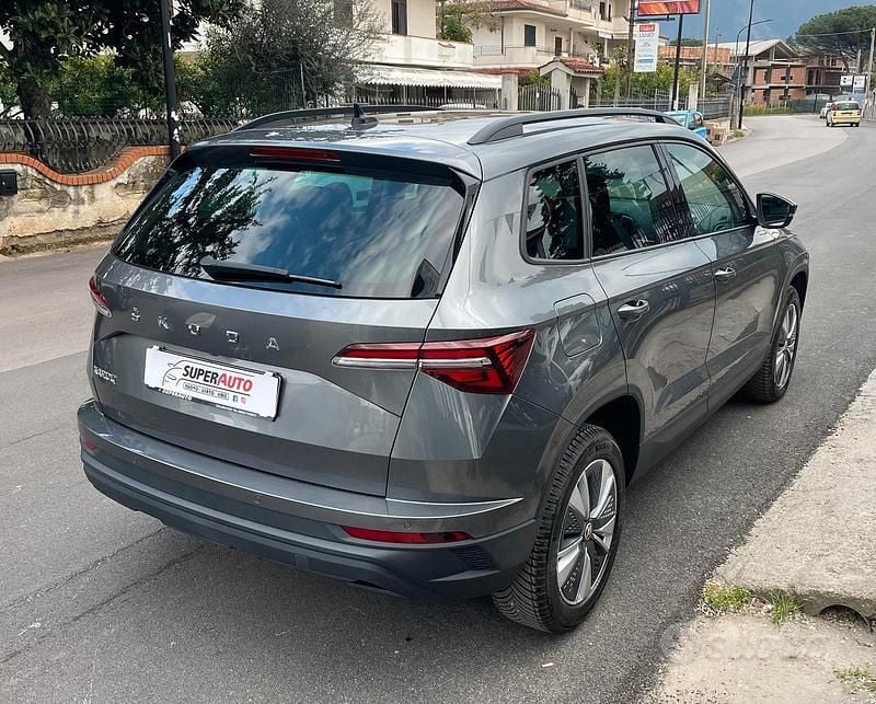 Second-hand Skoda Karoq Executive 116 CP (85 kW) 2023 Gri SUV