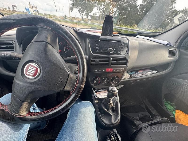 Usata Fiat Doblò 2010 Grigio Monovolume