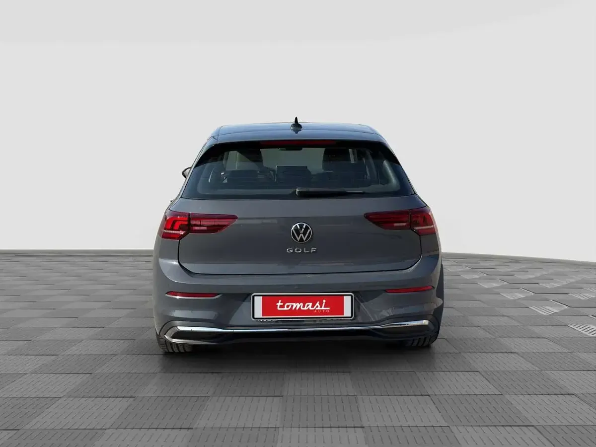 Usata VW Golf VIII Style 150 CV (110 kW) 2025 Dolphin grey Berlina