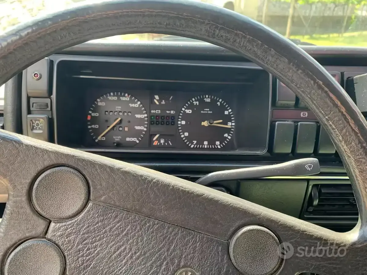 Usata VW Golf II 73 CV (53 kW) 1986 Utilitaria